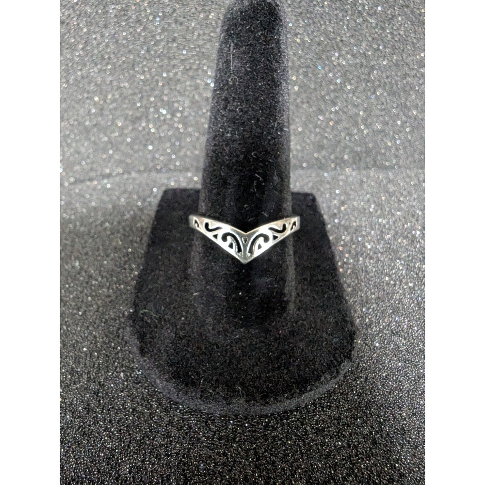 Silver Toned Fantasy Ring‎ - Multiple Sizes Available